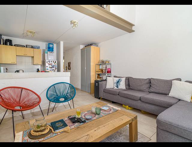 1 BEDROOM APARTMENT FOR SALE IN RANDPARK RIDGE